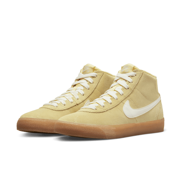 Nike SB Bruin High Skate Shoes Angle 2
