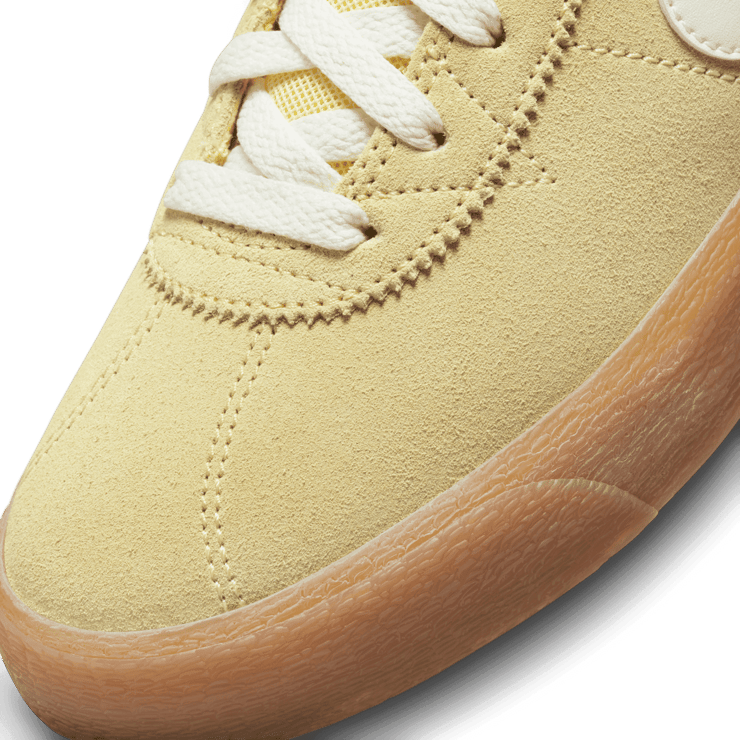 Nike SB Bruin High Skate Shoes Angle 4