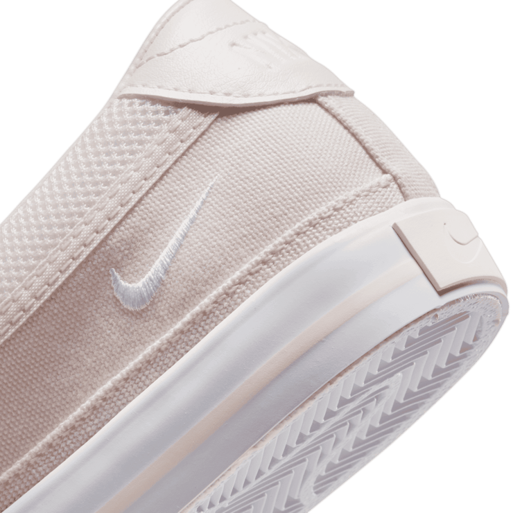 Nike Court Legacy Slip-On Angle 5