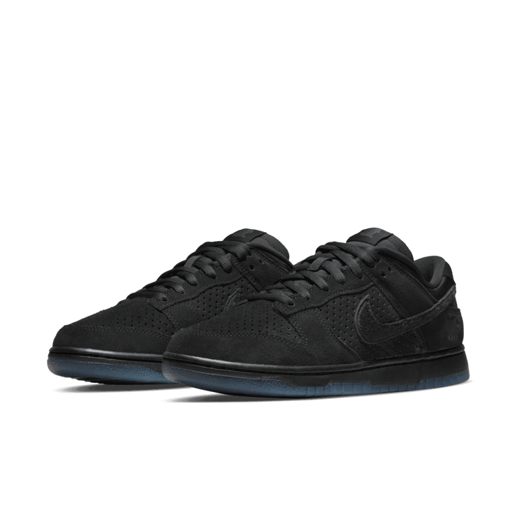 Nike Dunk Low Undefeated 5 On It Black Angle 2