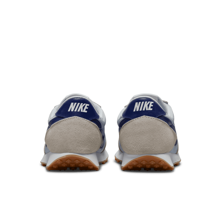 Nike Daybreak Shoes Angle 3