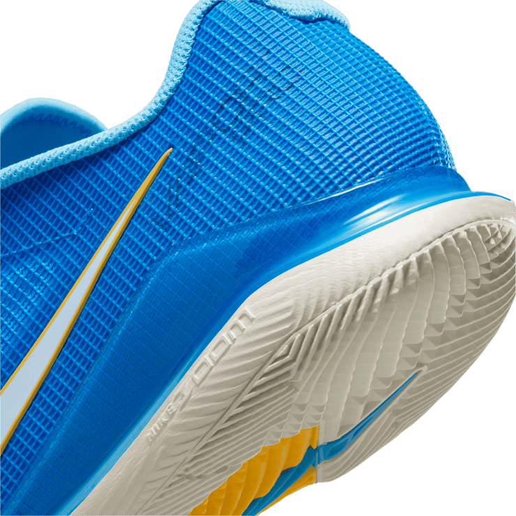 Nike Court Air Zoom Vapor Pro Hard Court Tennis Shoes Angle 5