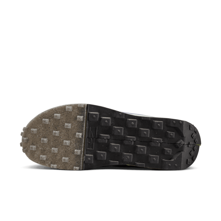 Nike FonTank Topa Waffle Shoes Angle 0