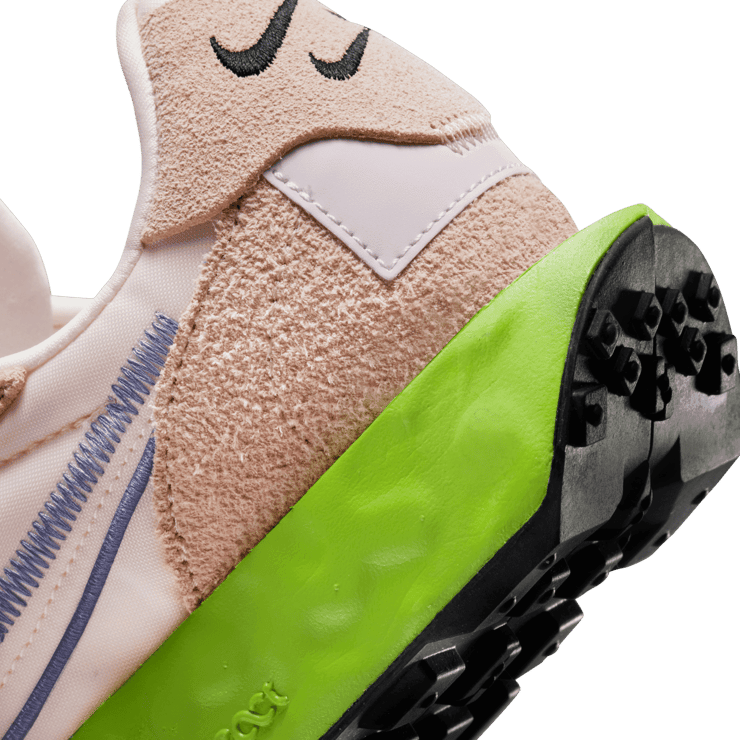 Nike FonTank Topa Waffle Shoes Angle 5