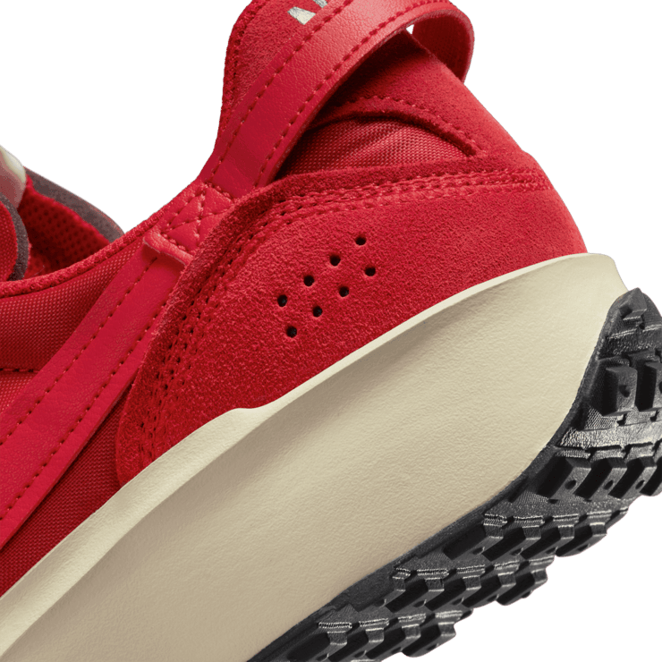 Nike Waffle Debut Shoes Angle 5