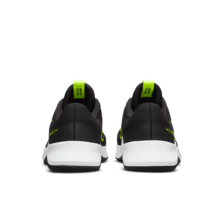 Nike MC Trainer 2 Menâs Black Angle 4