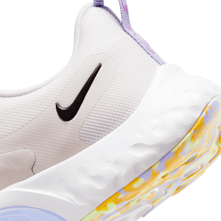 Nike Renew In-Season TR 12 Premium Grey Angle 5