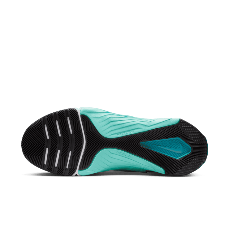 Nike Metcon 8 Grey Angle 0
