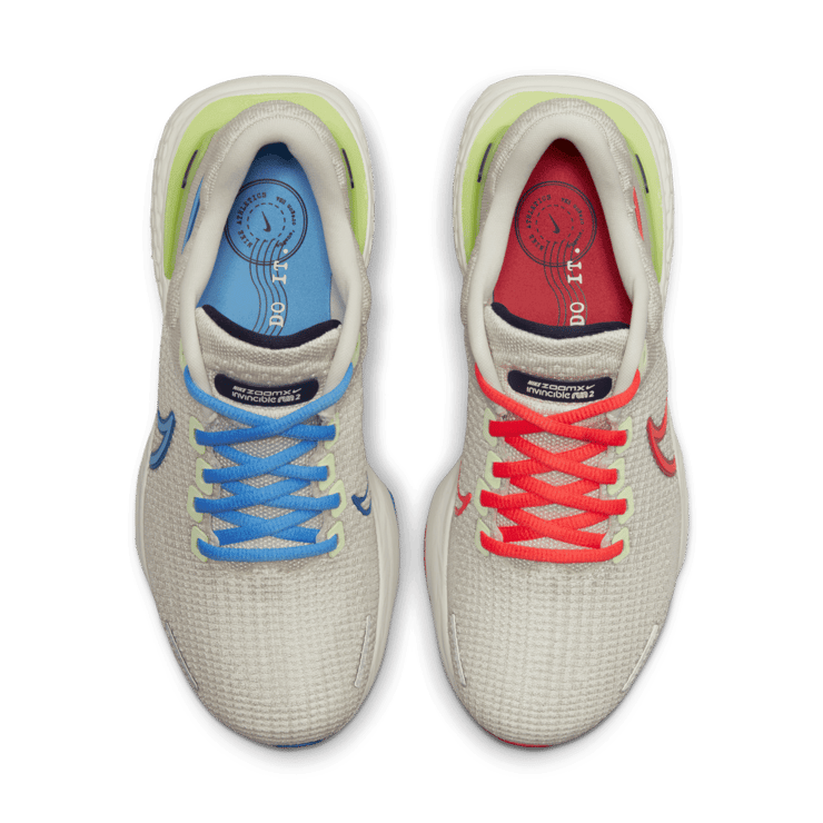 Nike ZoomX Invincible Run Flyknit 2 Road Running Shoes Angle 1