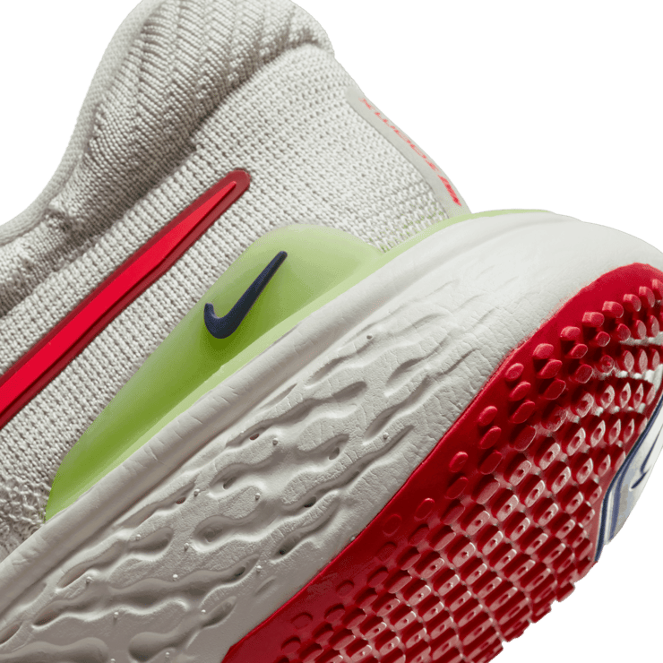 Nike ZoomX Invincible Run Flyknit 2 Road Running Shoes Angle 5