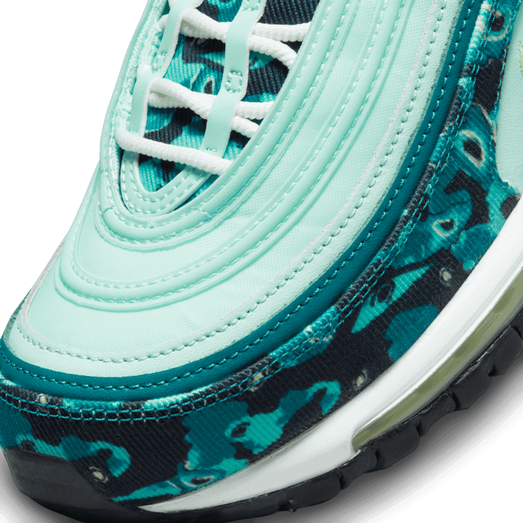 Nike Air Max 97 Shoes Angle 4