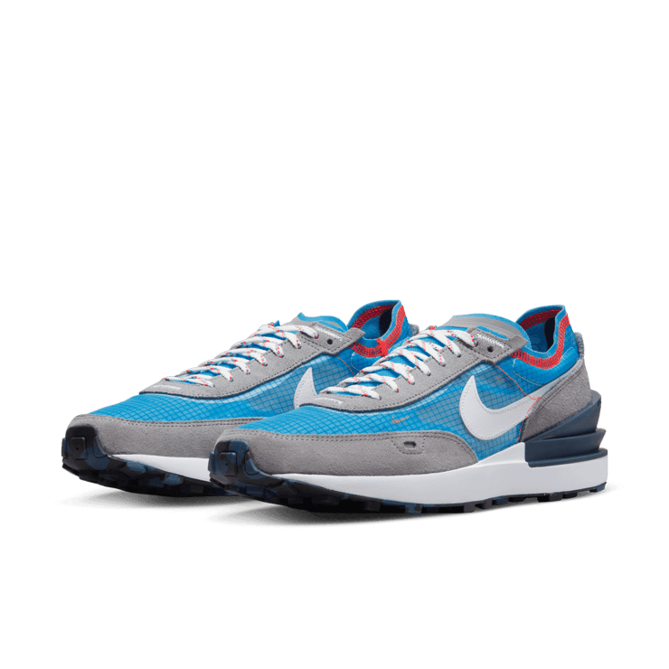 Nike Waffle One SE Shoes Angle 2