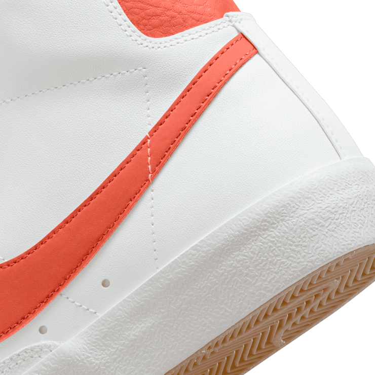 Nike Blazer Mid '77 Shoes Angle 5