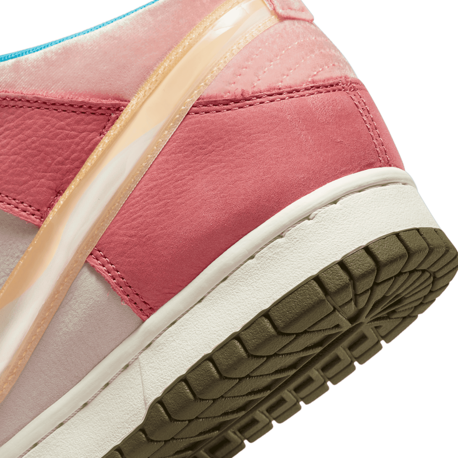 Nike Dunk Mid Social Status Free Lunch Strawberry Milk DJ1173600