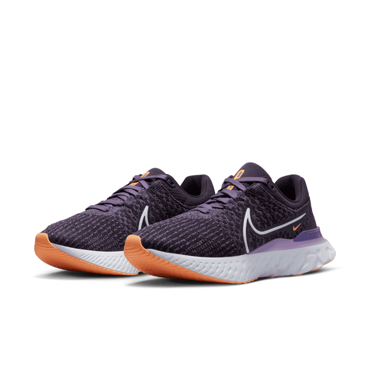 Nike Infinity React 3 Road Running Shoes Angle 2