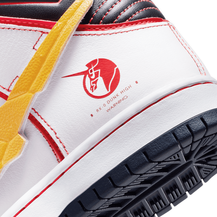 Nike Dunk SB High Gundam White Angle 5