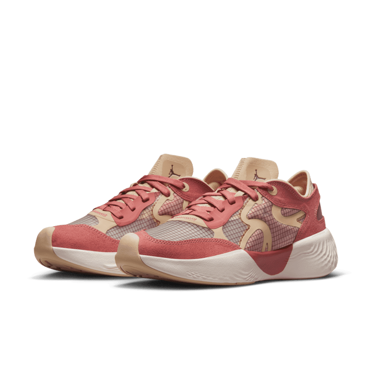 Jordan Delta 3 Low Shoes in Pink Angle 2