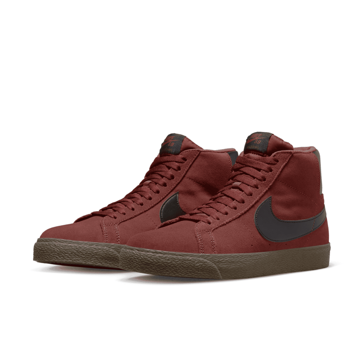 Nike SB Zoom Blazer Mid Skate Shoes Angle 3