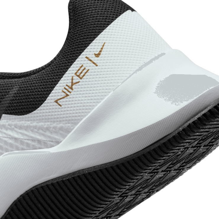 Nike MC Trainer 2 Menâs White Angle 5