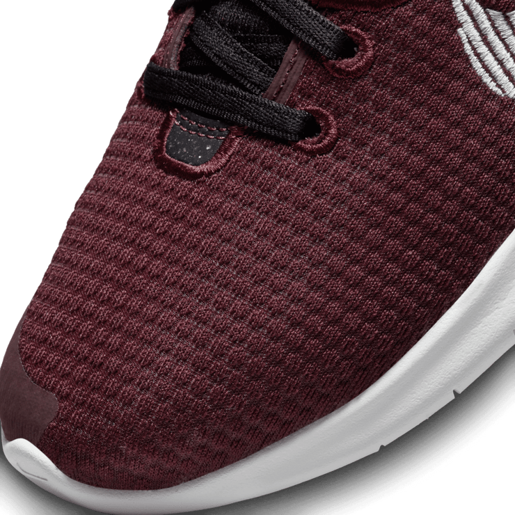 Nike Experience Run 11 Next Nature Road Running Shoes Angle 4