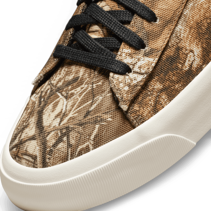 Nike SB Blazer Low Pro GT Premium Skate Shoes Angle 4