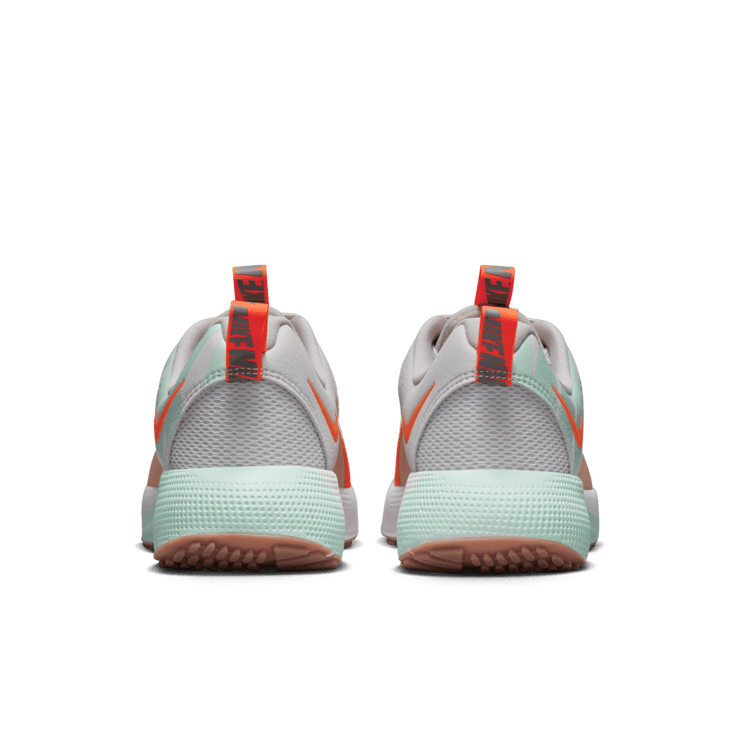 Nike React Escape Run 2 Premium Road Running Shoes Angle 3