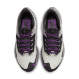 Nike Air Zoom Pegasus 39 Shield Weatherized Road Running Shoes Angle 1