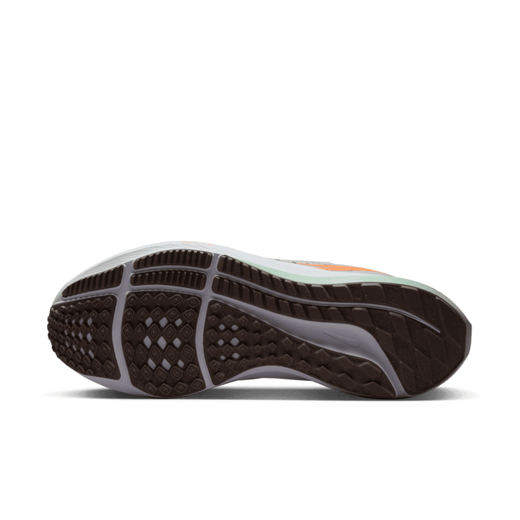 Nike Air Zoom Pegasus 39 Premium Road Running Shoes Angle 0