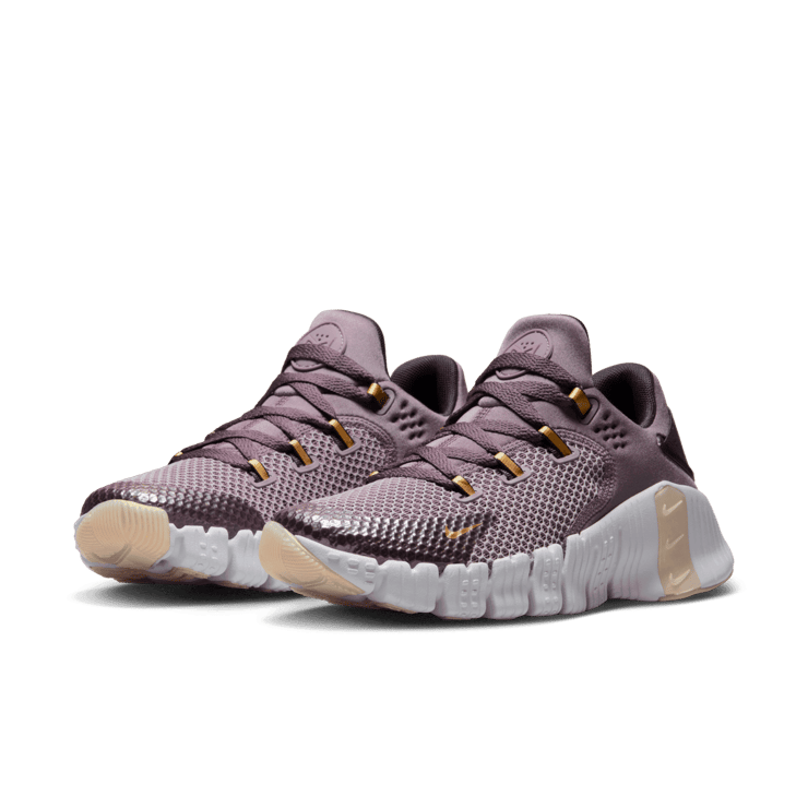 Nike Free Metcon 4 Premium Purple Angle 2