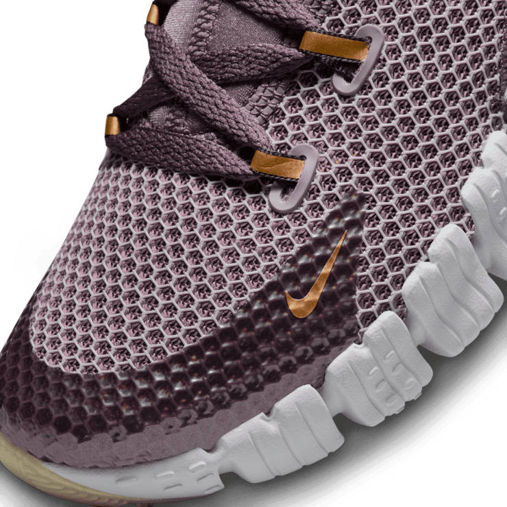 Nike Free Metcon 4 Premium Purple Angle 4