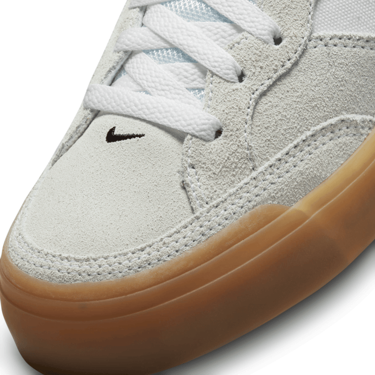 Nike SB Pogo Skate Shoes Angle 5