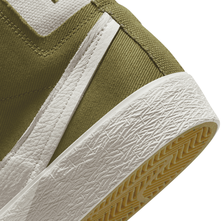 Nike SB Zoom Blazer Mid Premium Plus Skate Shoes Angle 5