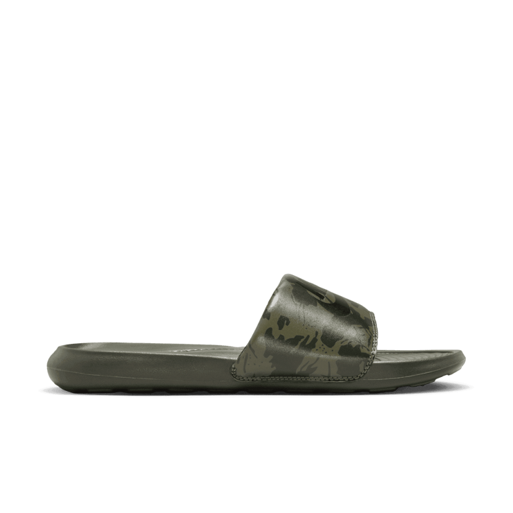 Nike Victori One Printed Slides Angle 1
