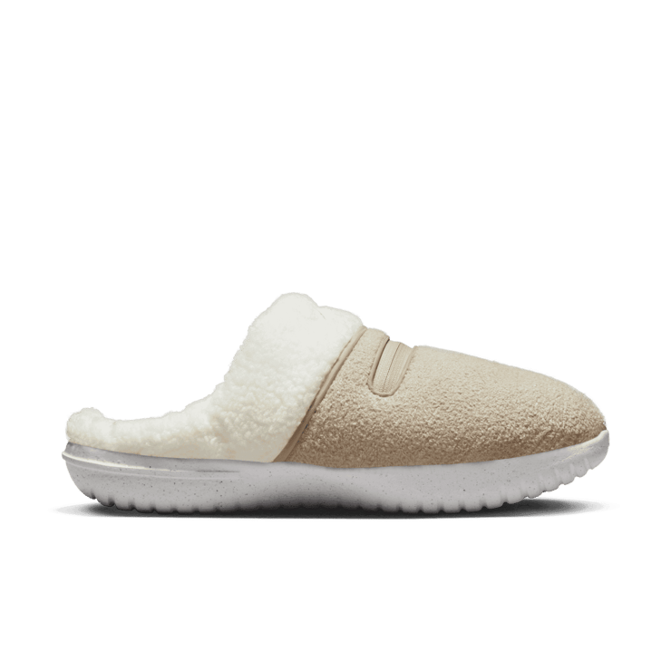 Nike Burrow SE Slippers Angle 1
