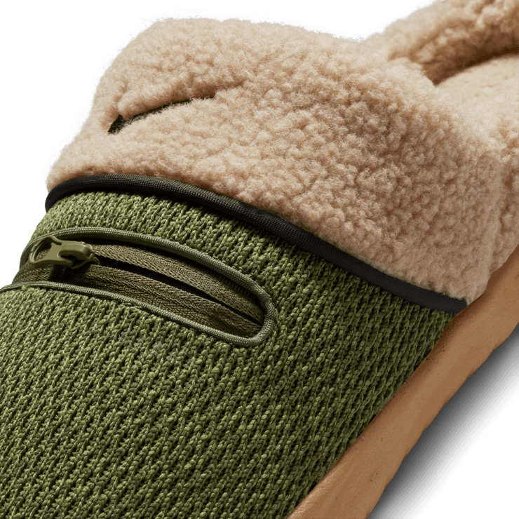 Nike Burrow SE Slippers Angle 3