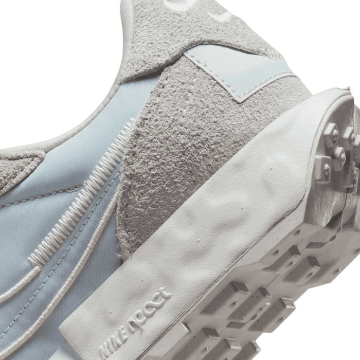 Nike FonTank Topa Waffle Shoes Angle 5