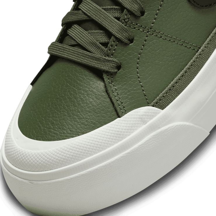 Nike Court Legacy Lift Shoes Angle 4