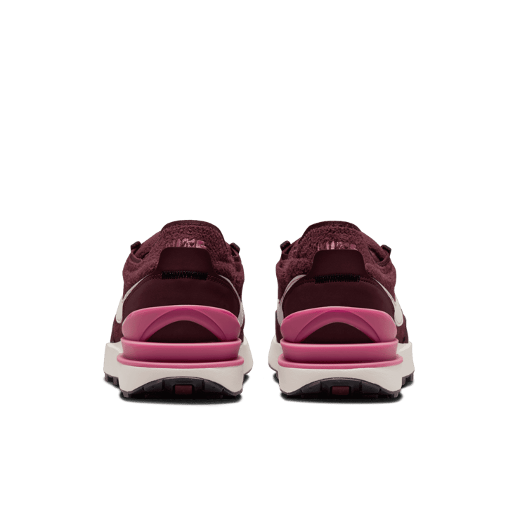 Nike Waffle One SE Shoes Angle 3