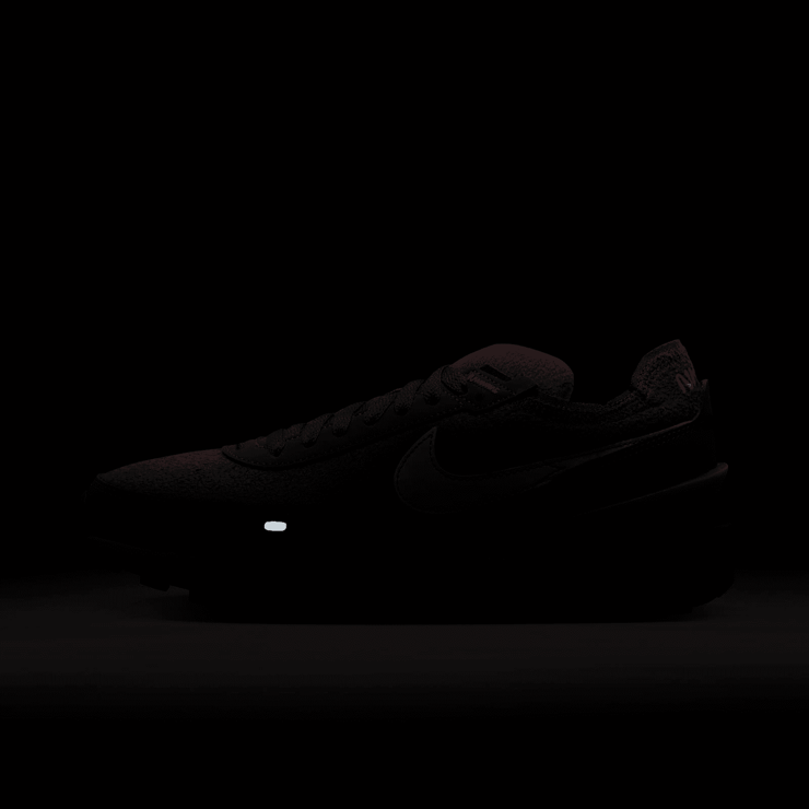 Nike Waffle One SE Shoes Angle 6