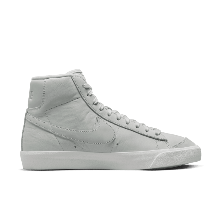 Nike Blazer Mid Premium Shoes Angle 1