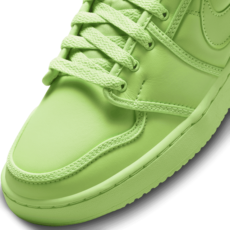 Jordan 1 Retro AJKO Billie Eilish Ghost Green (W) Angle 4