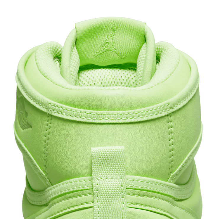Jordan 1 Retro AJKO Billie Eilish Ghost Green (W) Angle 7