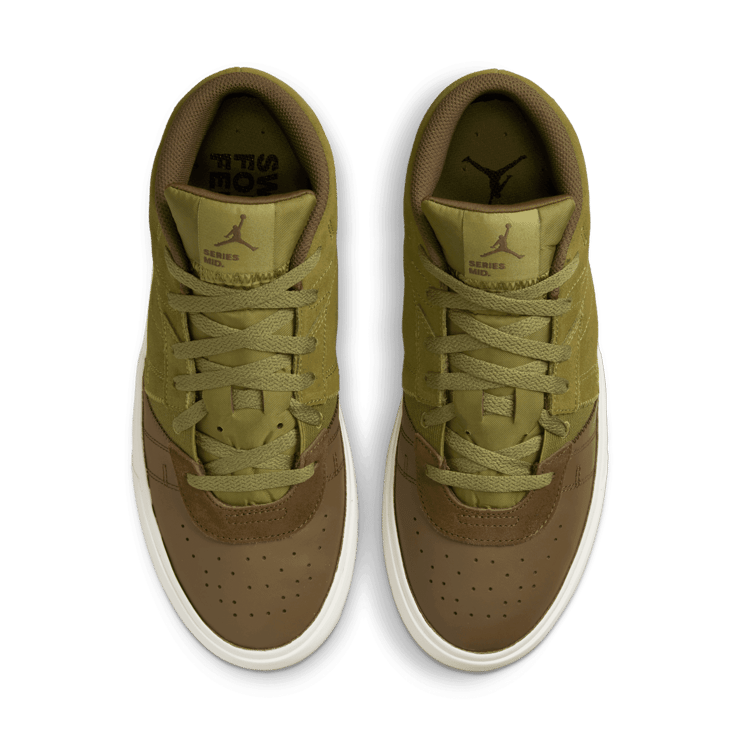 Jordan Series Mid Shoes in Green Angle 1