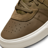 Jordan Series Mid Shoes in Green Angle 4
