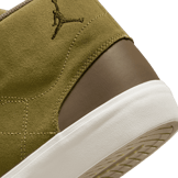 Jordan Series Mid Shoes in Green Angle 5