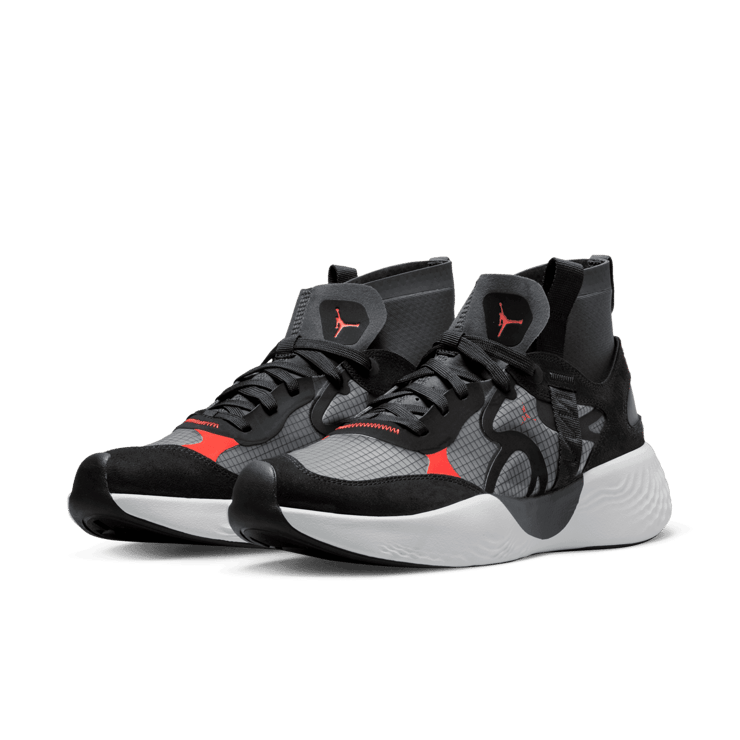 Jordan Delta 3 Mid Shoes in Black Angle 2