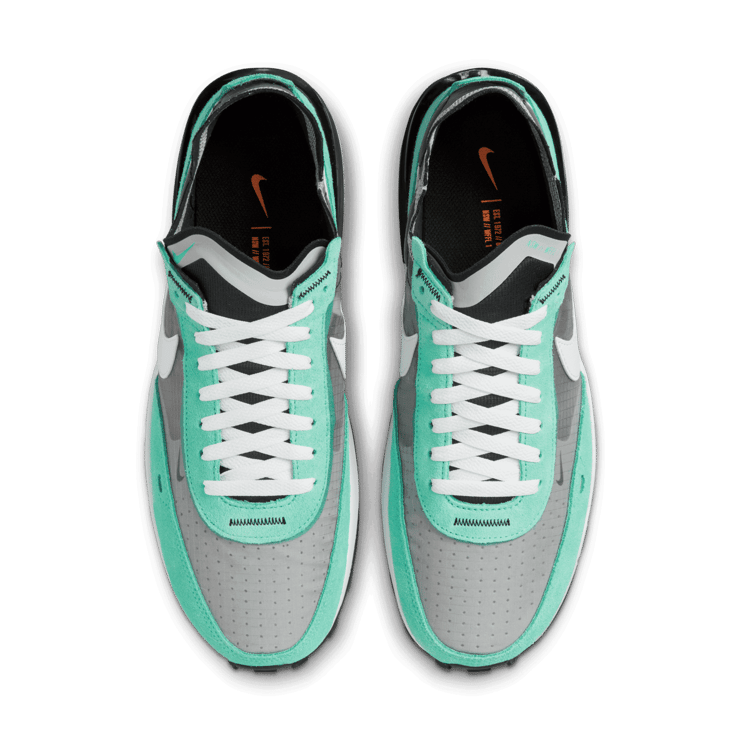 Nike Waffle One SE Shoes Angle 1