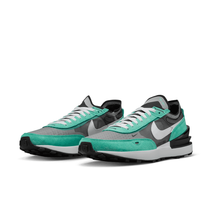 Nike Waffle One SE Shoes Angle 2