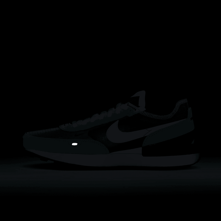 Nike Waffle One SE Shoes Angle 6