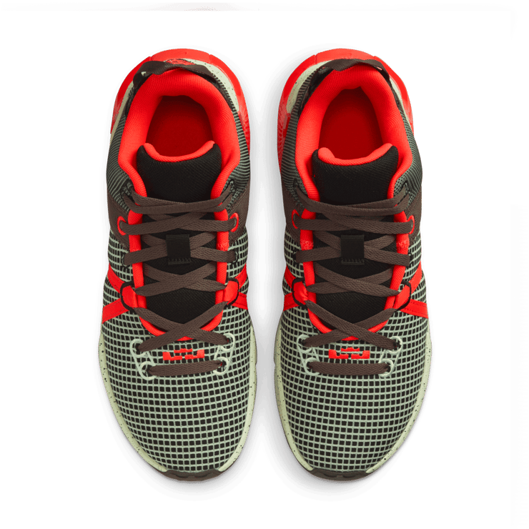 Nike LeBron Witness 7 Basketball Shoes Angle 1